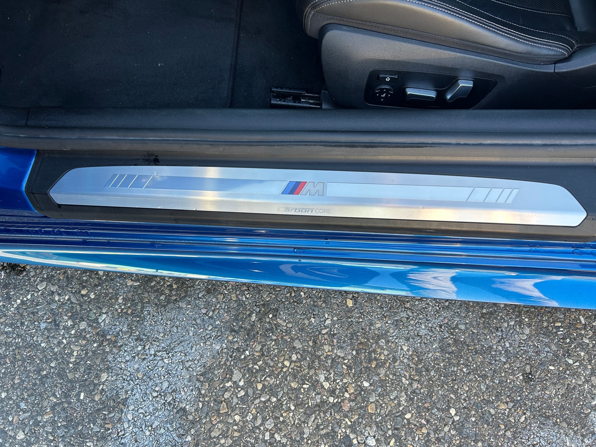 BMW 840i xDrive-image-12