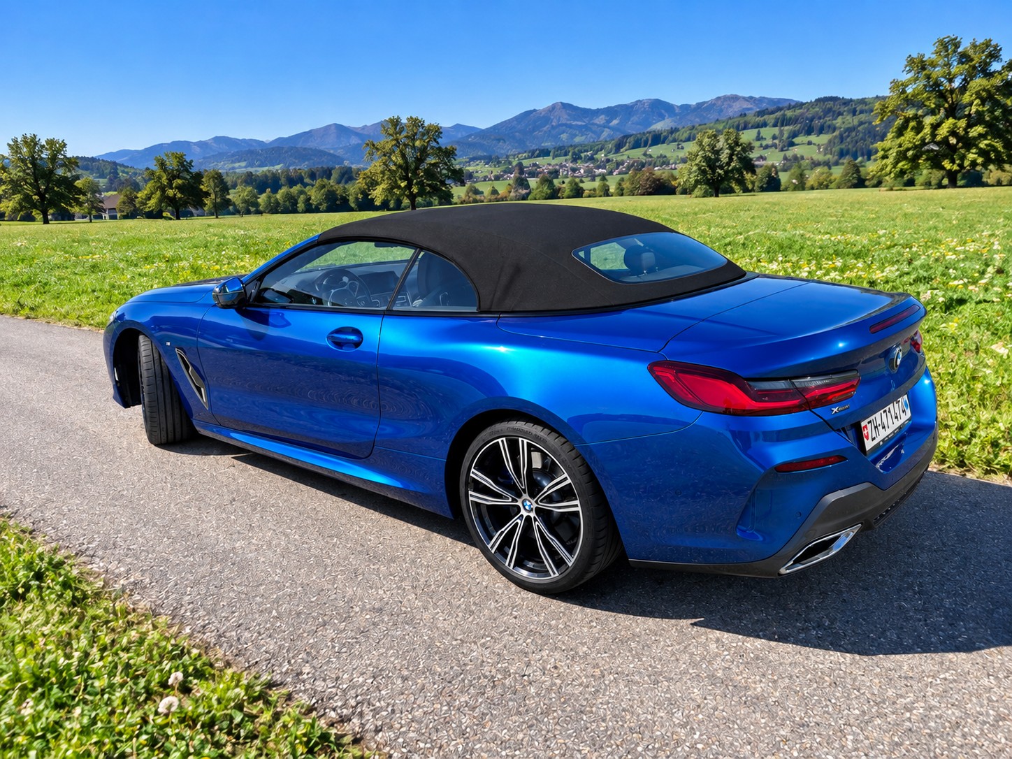 BMW 840i xDrive-image-2