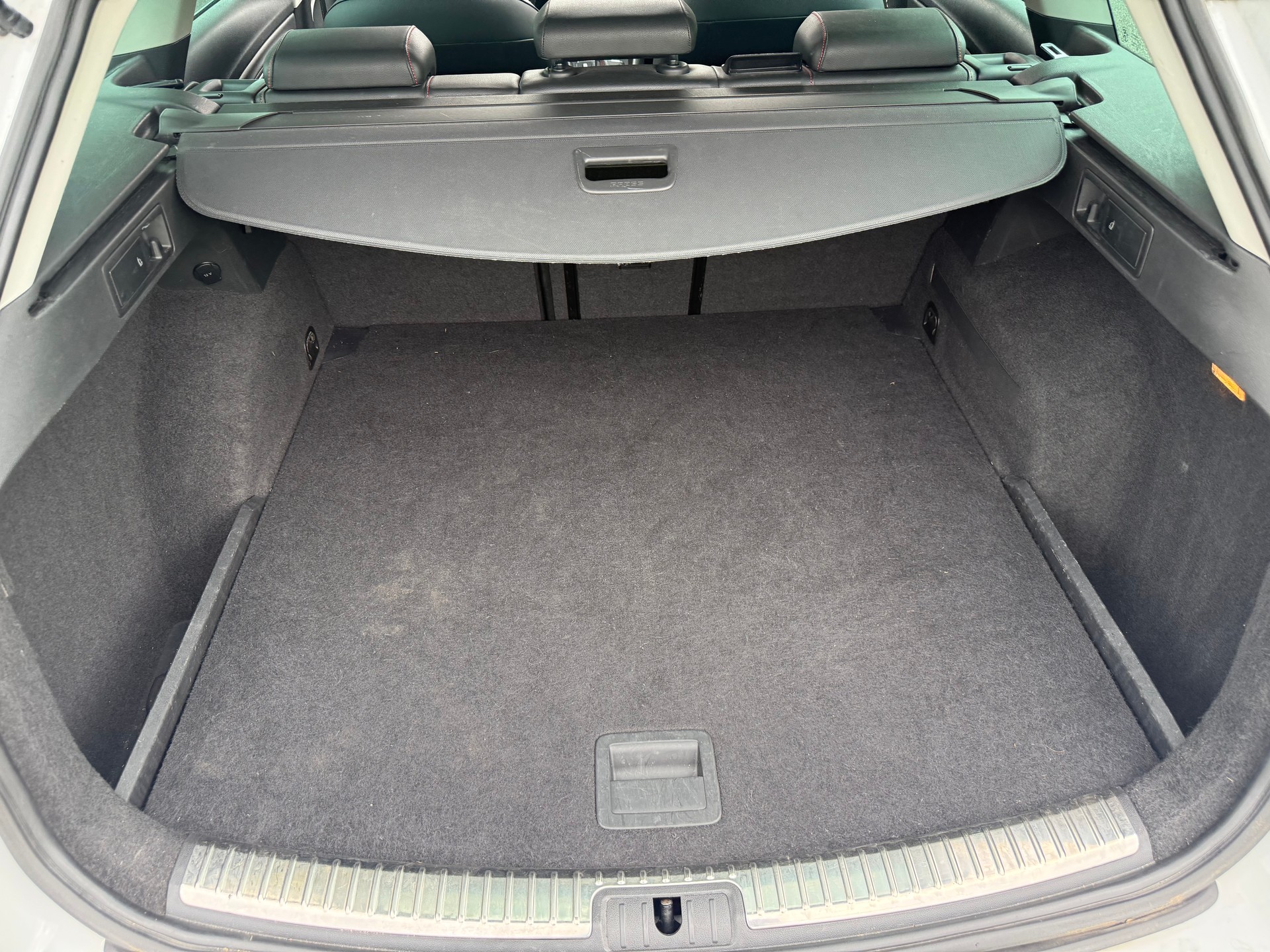 SEAT Leon ST 1.8 TSI FR DSG-image-9