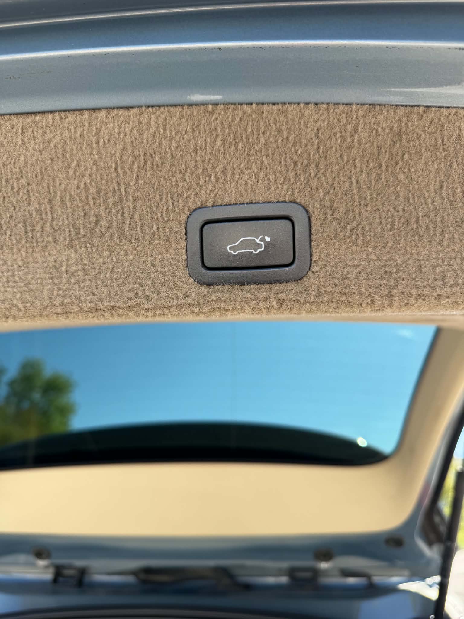 VOLVO XC60 2.4D AWD Momentum Geartronic-image-3