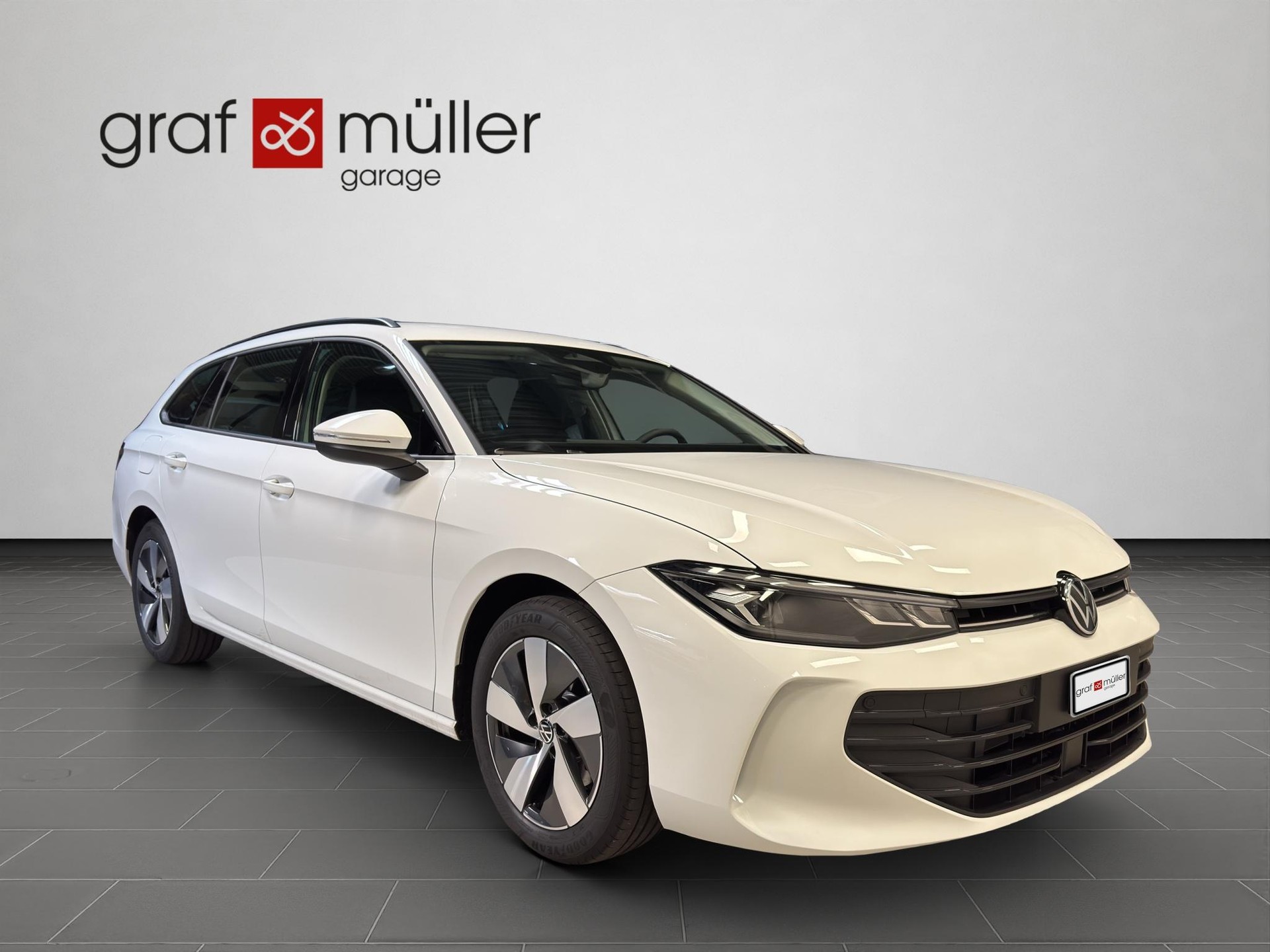 VW Passat Variant 1.5 TSI DSG-image-16
