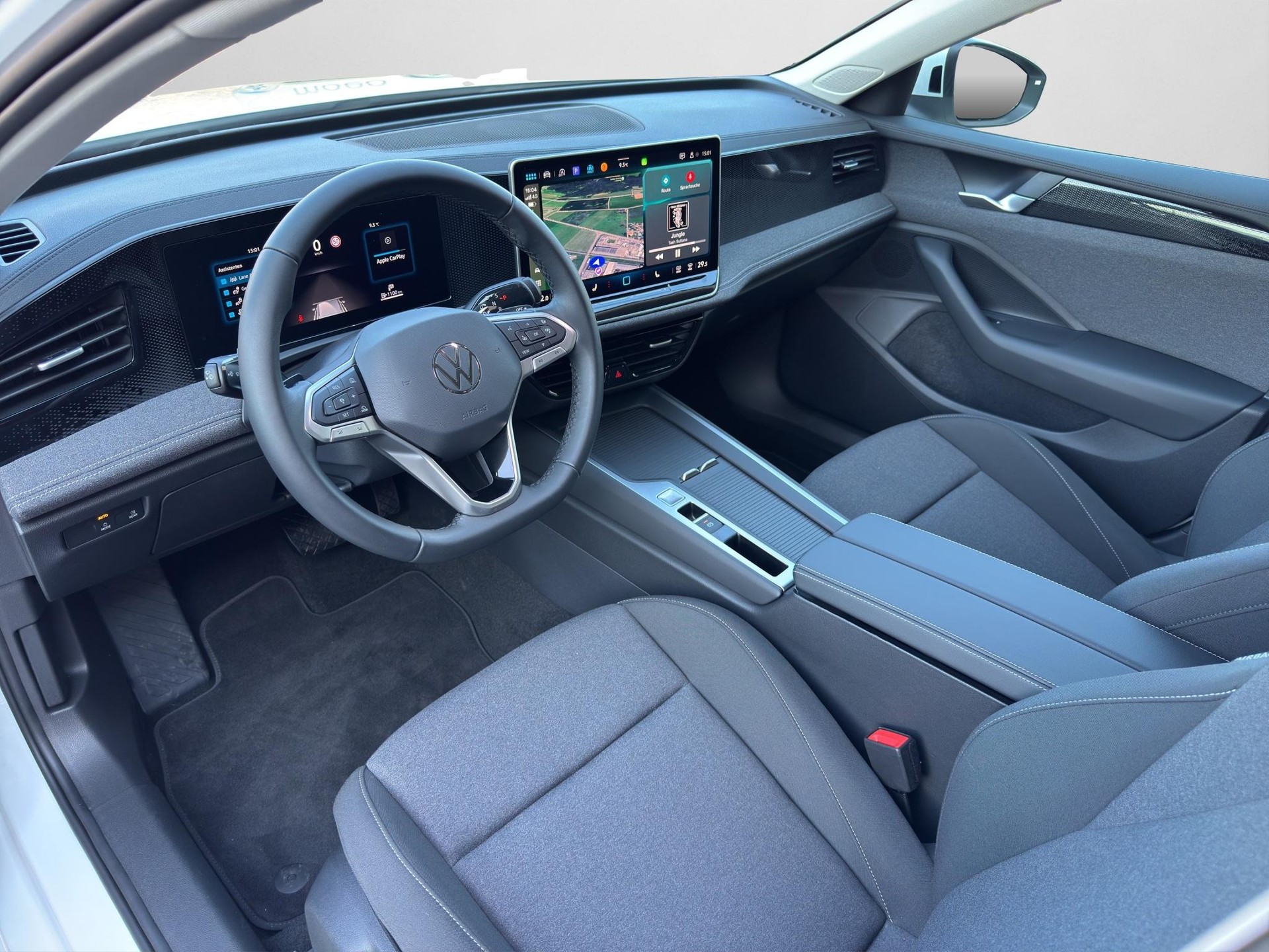 VW Passat Variant 1.5 TSI DSG-image-8