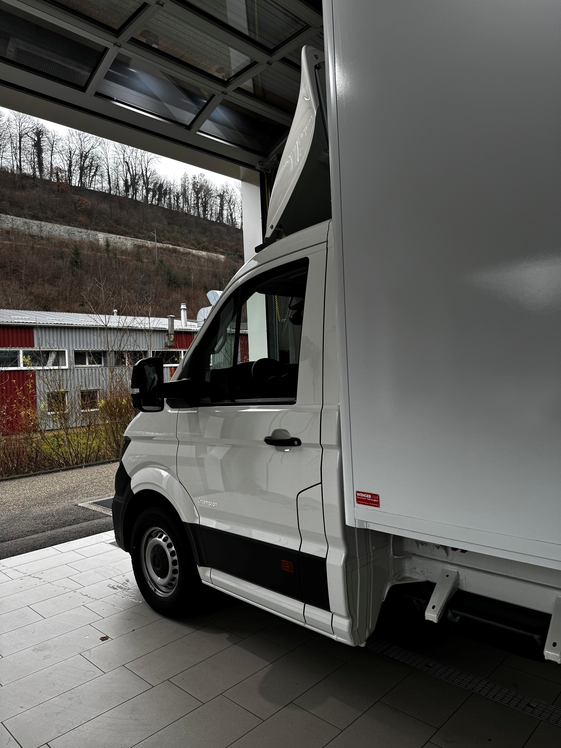 VW Crafter Koffer ChKa 2.0 TDI Aut 163 PS Champion Heavy Duty-image-3