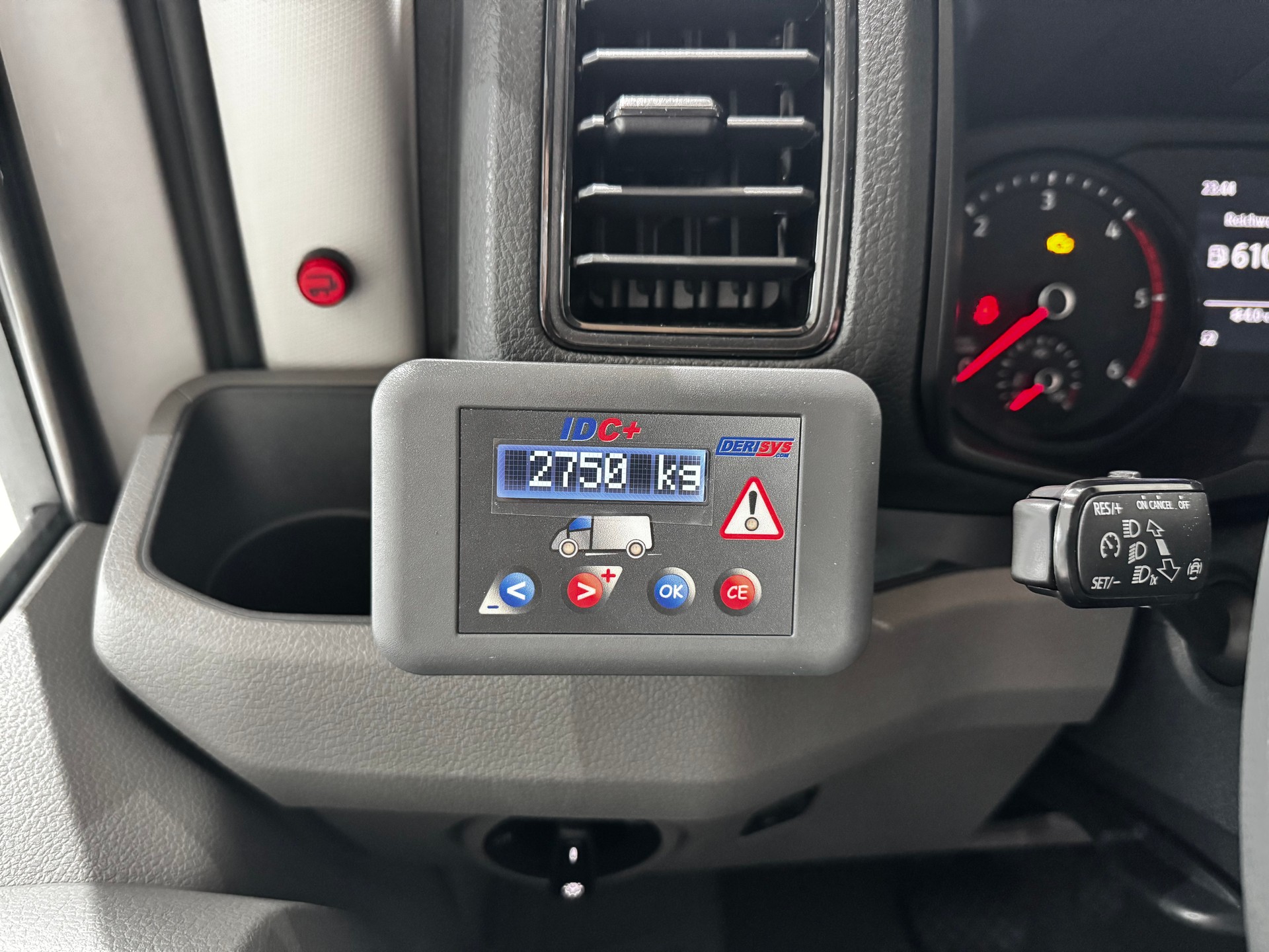 VW Crafter Koffer ChKa 2.0 TDI Aut 163 PS Champion Heavy Duty-image-8