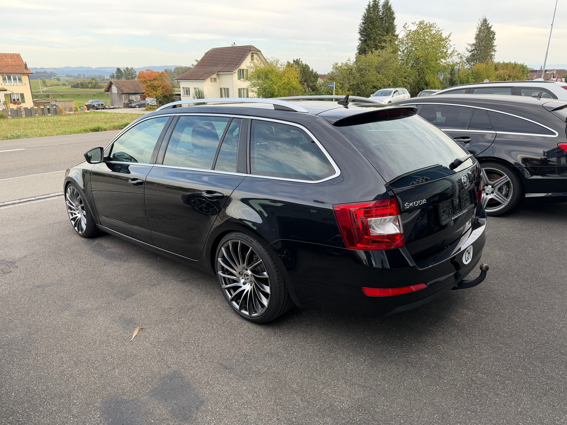 SKODA Octavia Combi 1.4 TSI Swiss Edition DSG-image-2