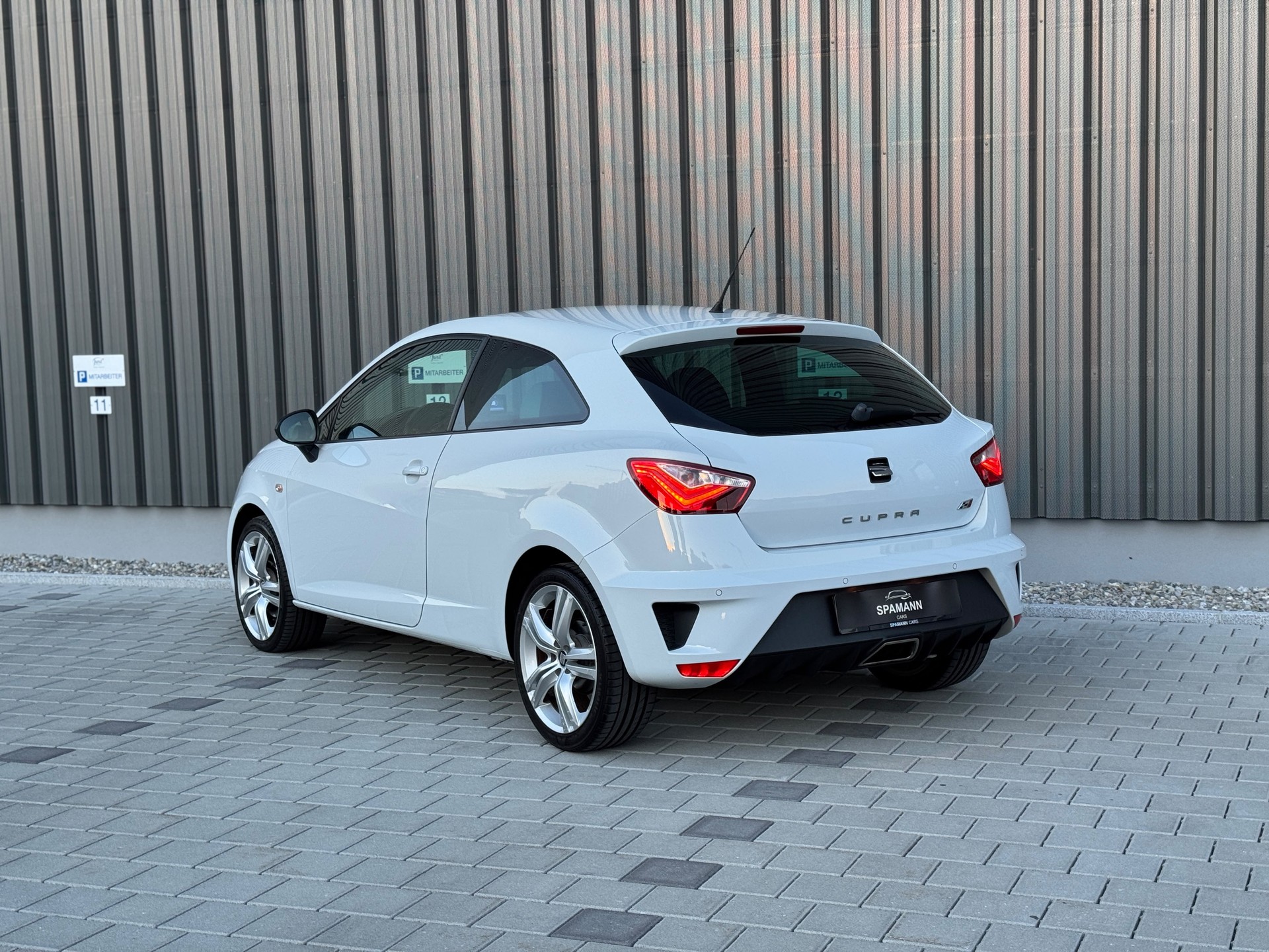 SEAT Ibiza FR 1.4 TSI Cupra DSG-image-4