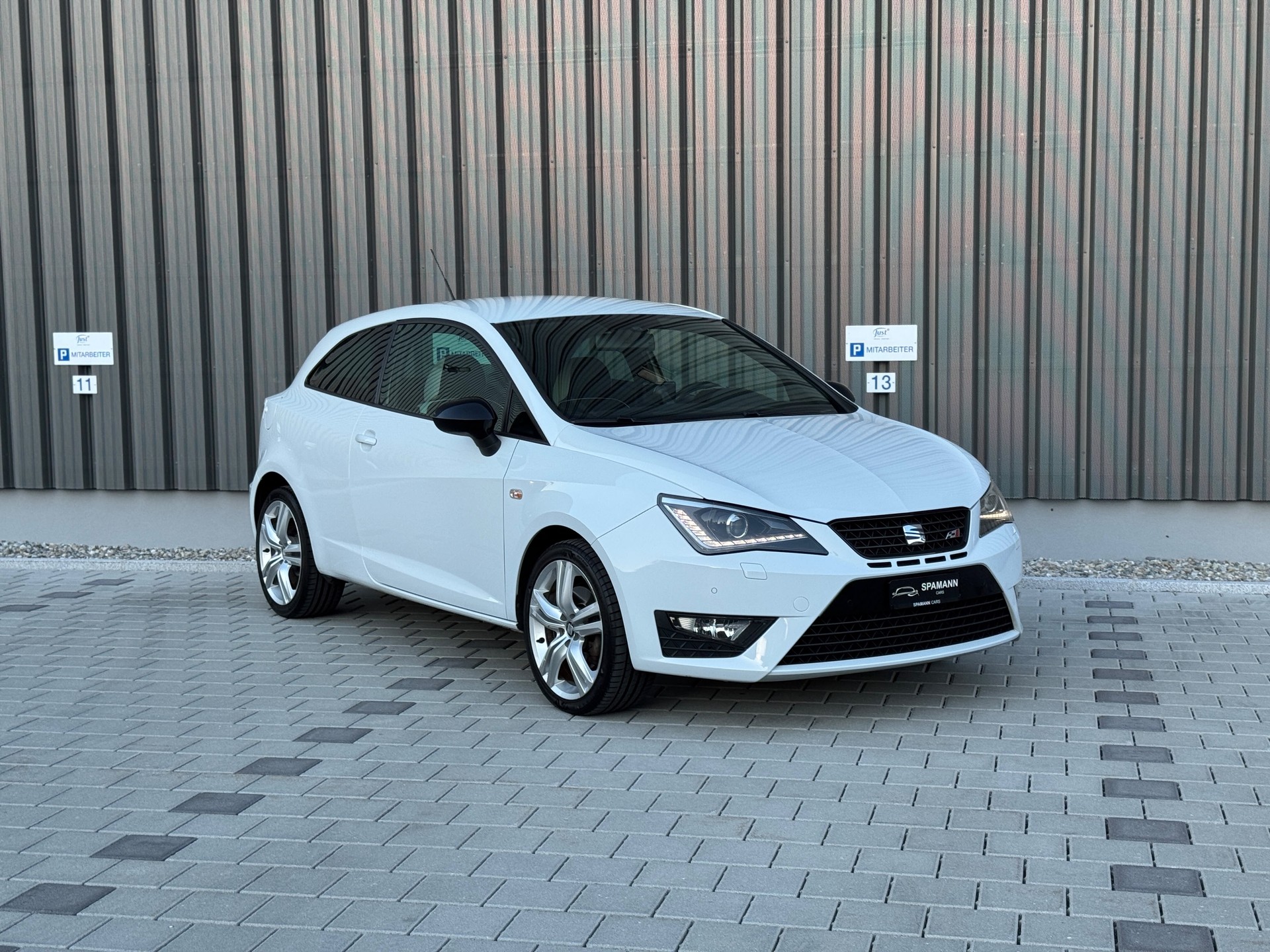 SEAT Ibiza FR 1.4 TSI Cupra DSG-image-10