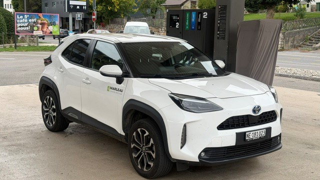 TOYOTA 1.5 VVT-i HSD Comfort AWD-i-image-0