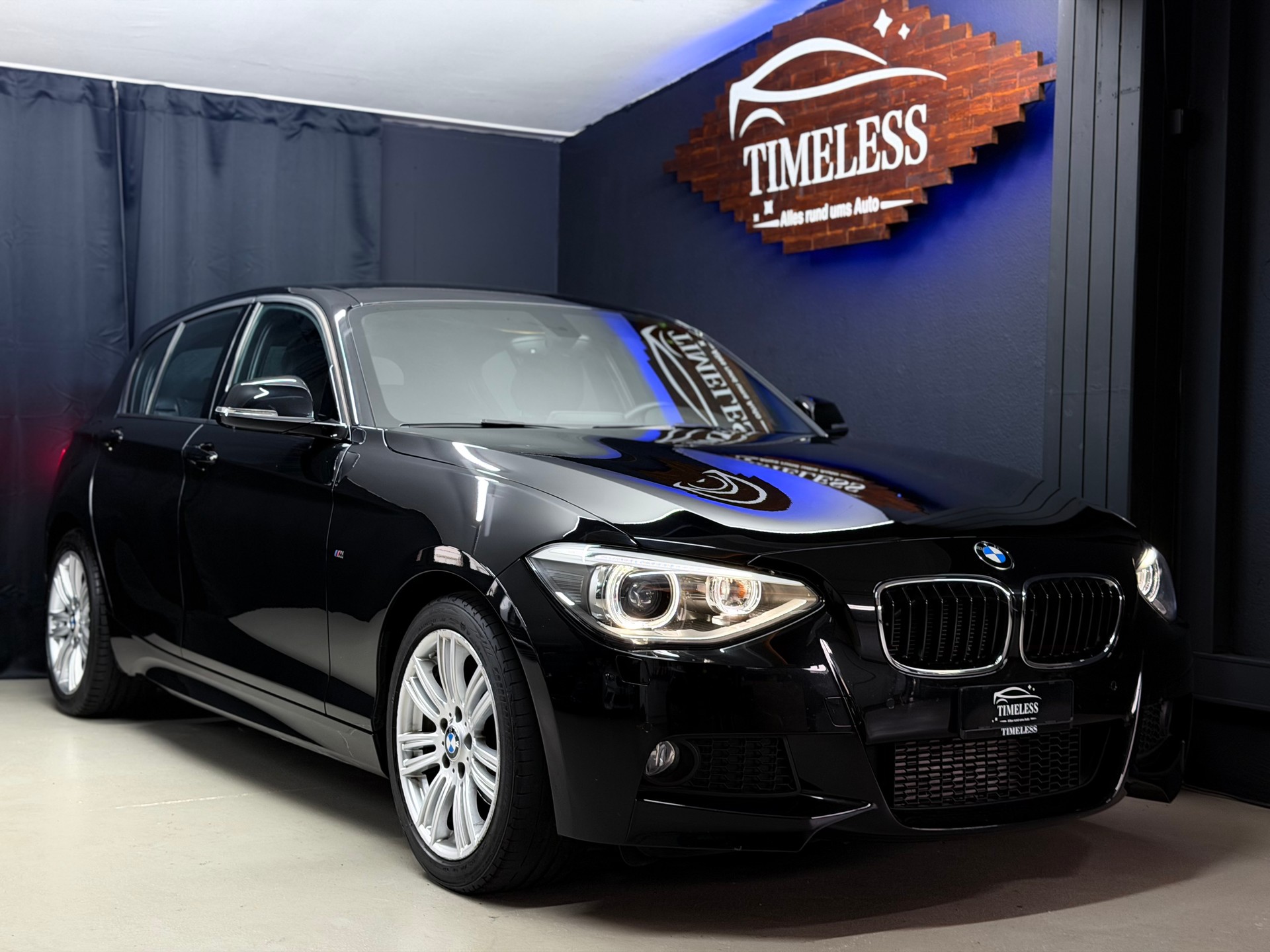 BMW 116i Sport Line Steptronic-image-1