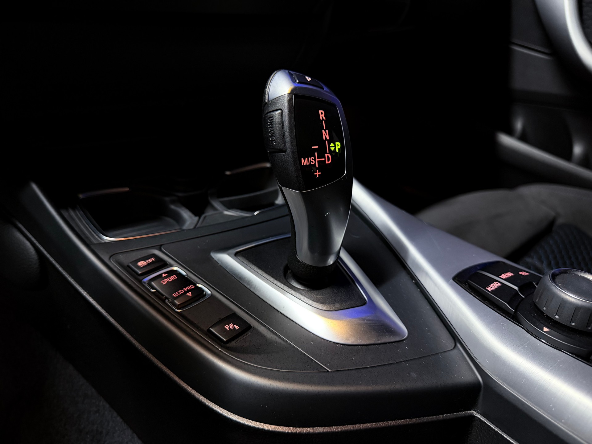 BMW 116i Sport Line Steptronic-image-9