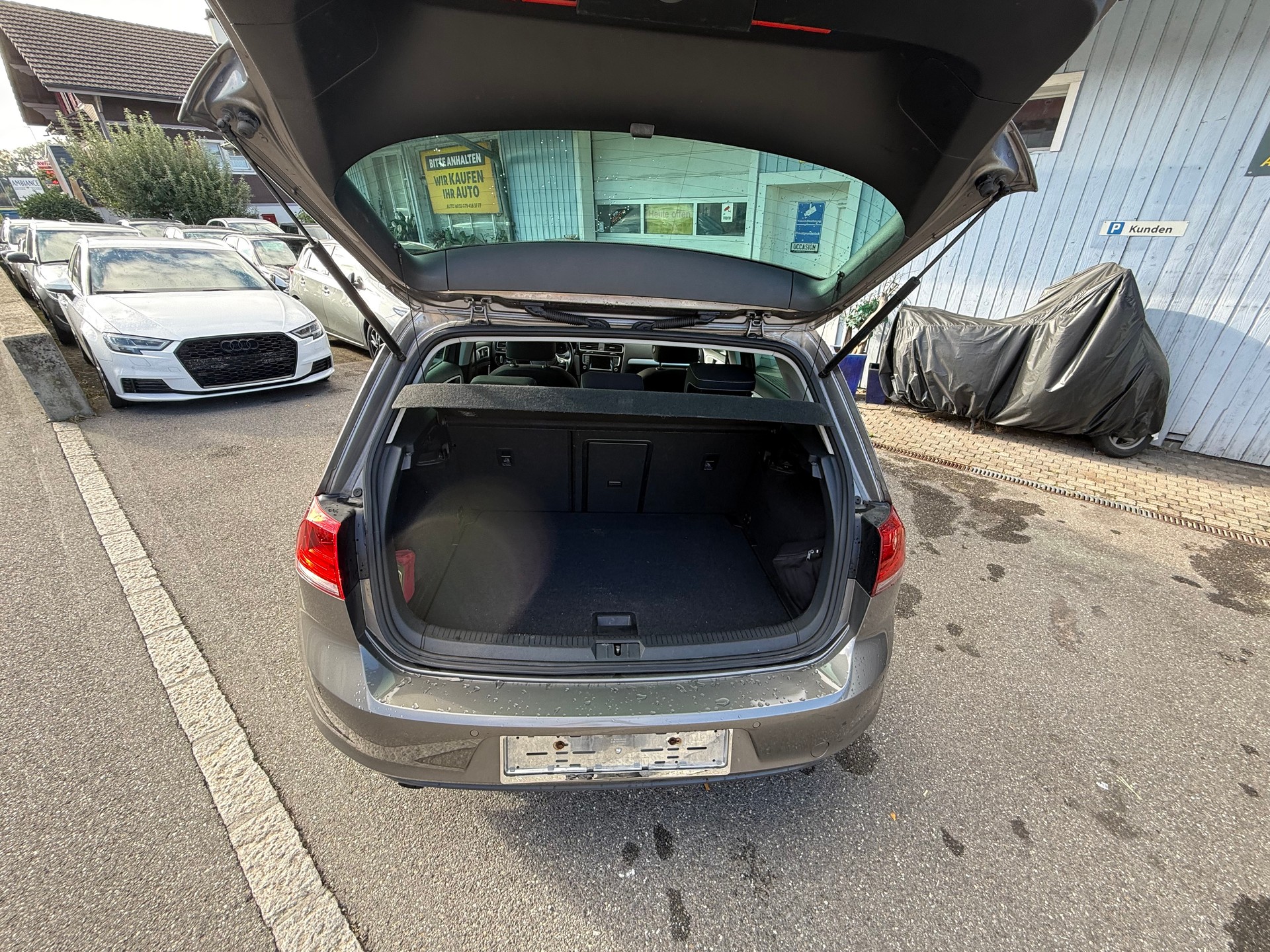 VW Golf Variant 1.6 TDI BMT Comfortline DSG-image-5