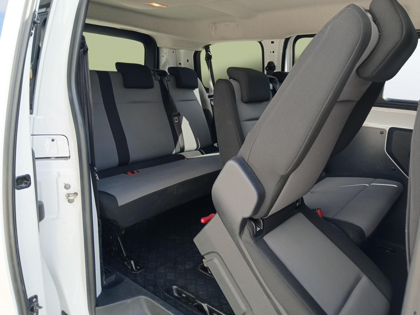 TOYOTA PROACE Kombi L1 1.6 D Combi-image-9