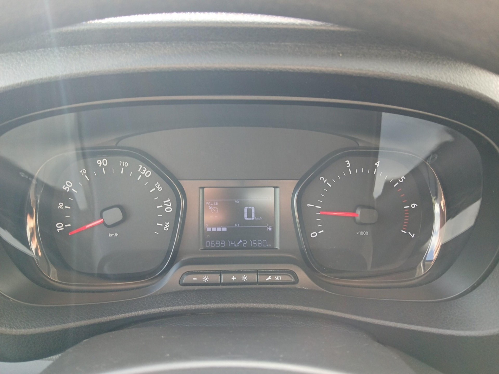 TOYOTA PROACE Kombi L1 1.6 D Combi-image-14