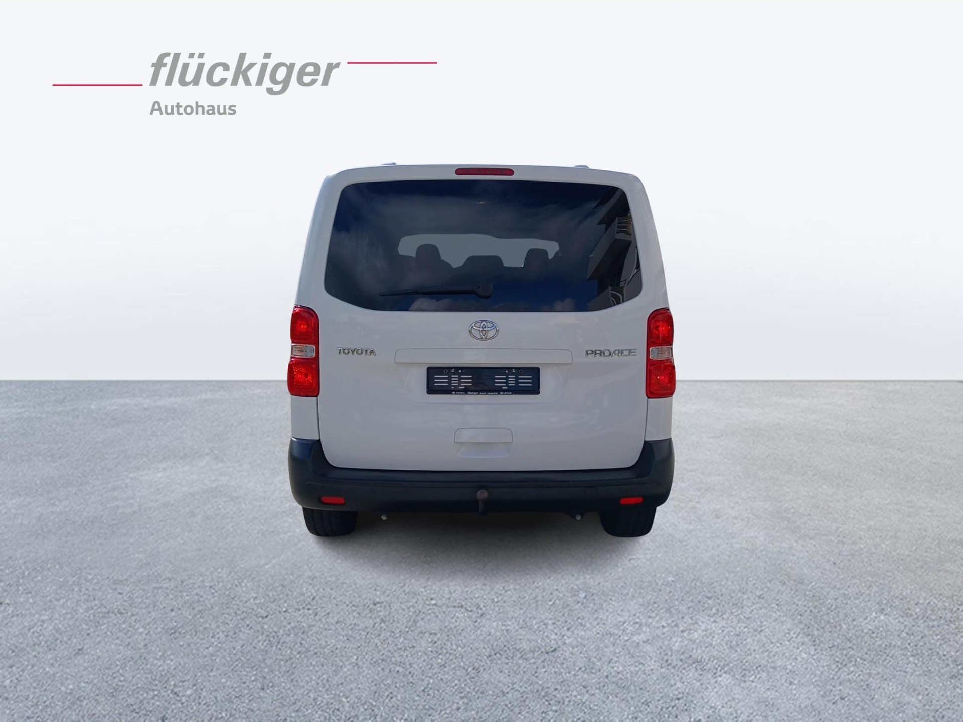 TOYOTA PROACE Kombi L1 1.6 D Combi-image-3