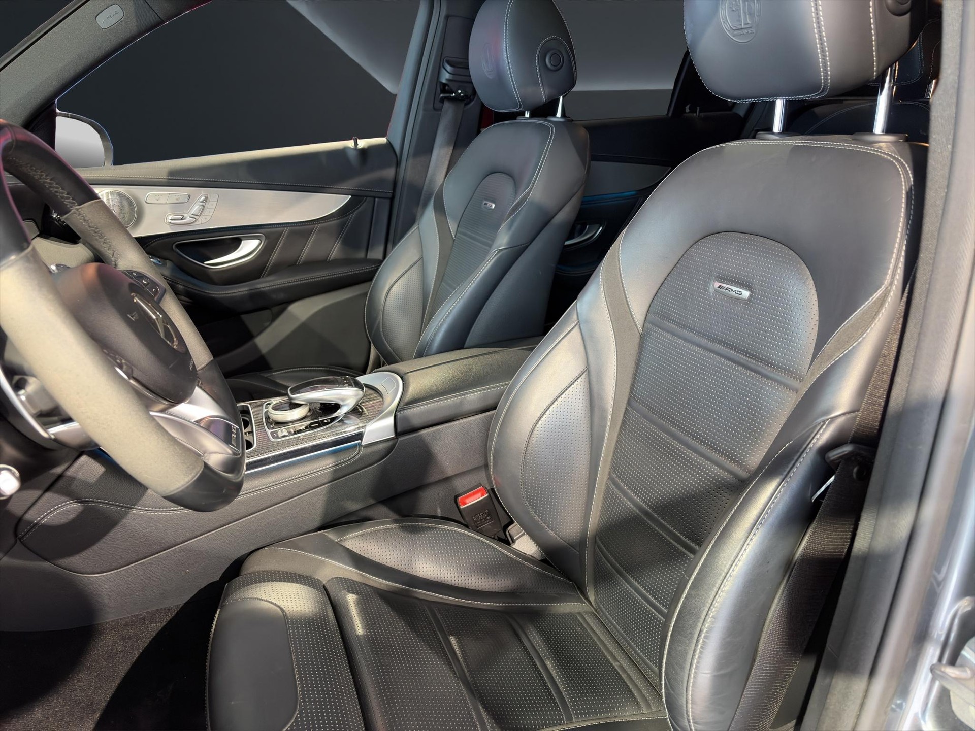 MERCEDES-BENZ GLC 63 S AMG 4m+-image-4