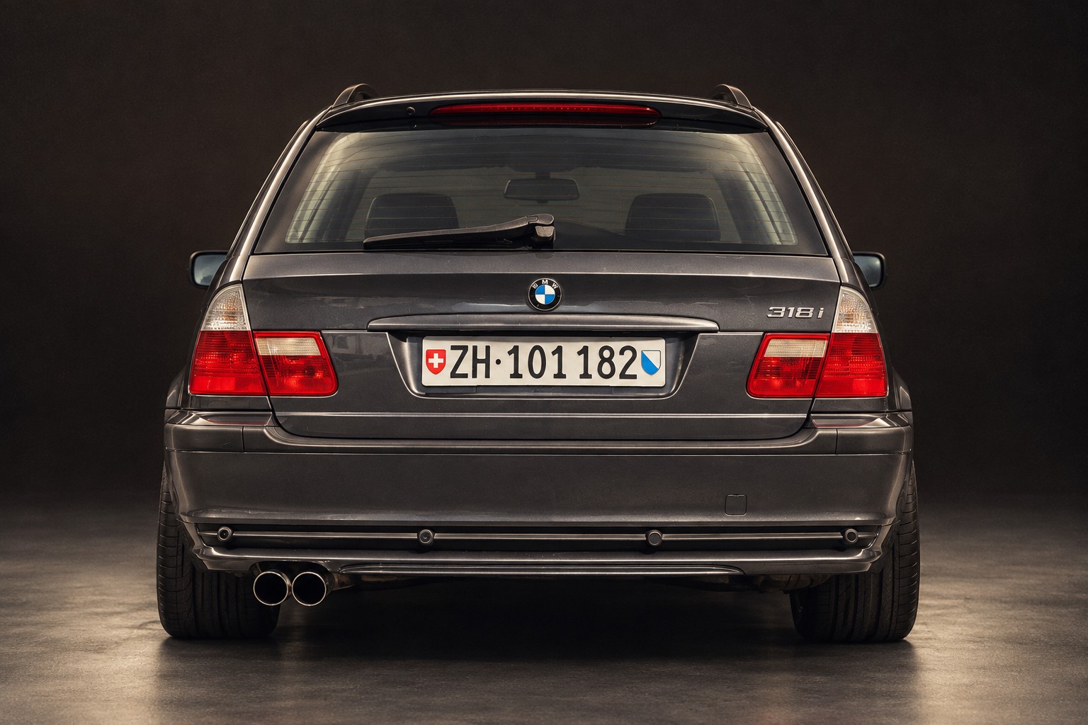 BMW 330xi-image-4