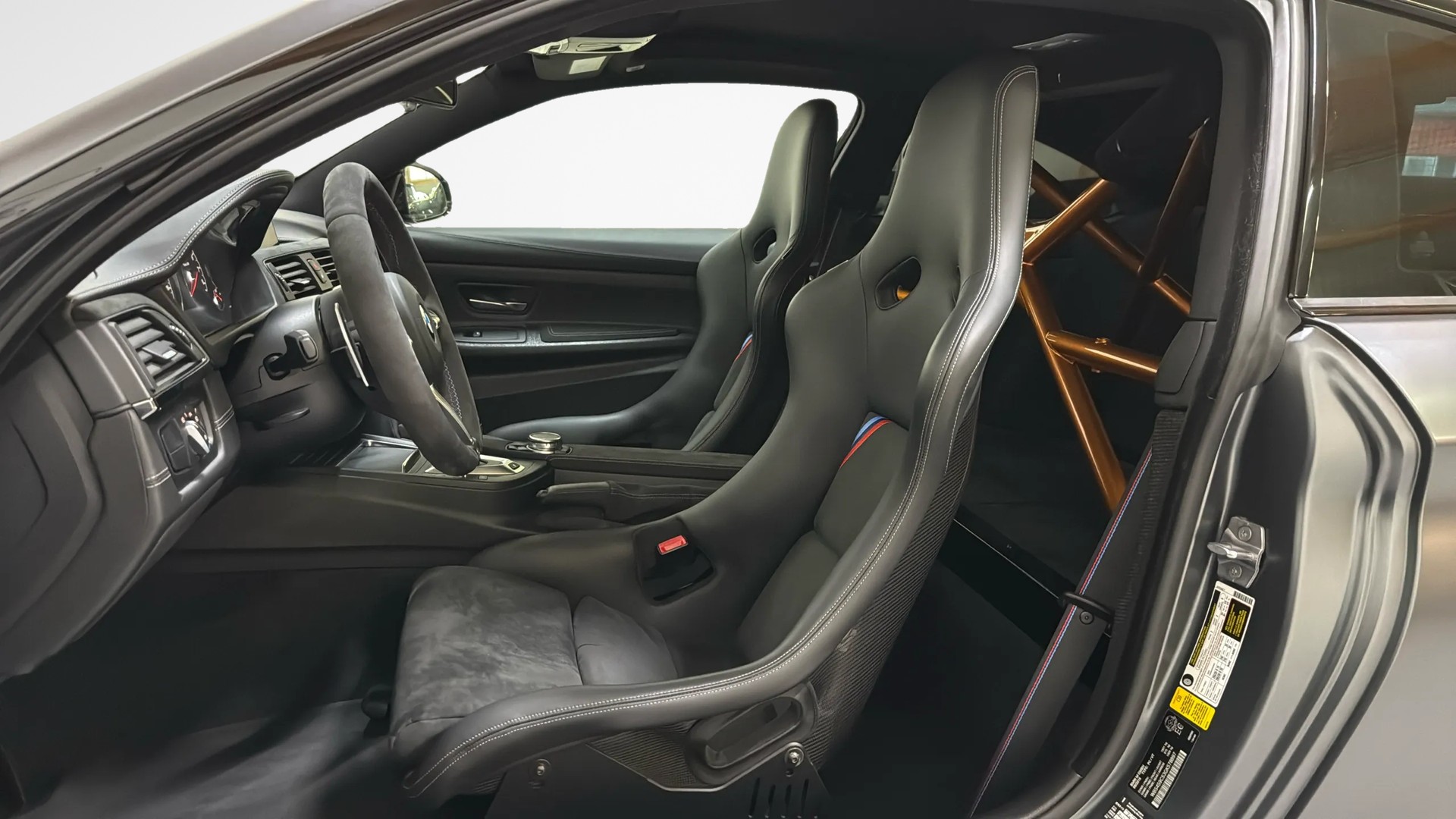 BMW M4 GTS Coupé-image-13