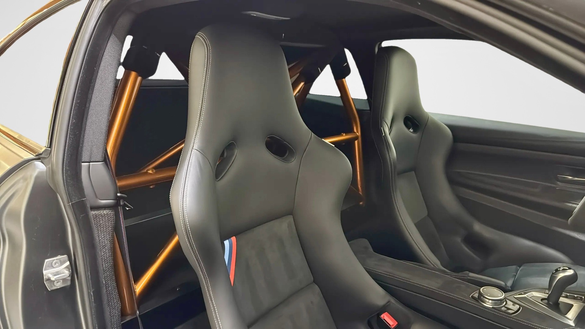 BMW M4 GTS Coupé-image-9
