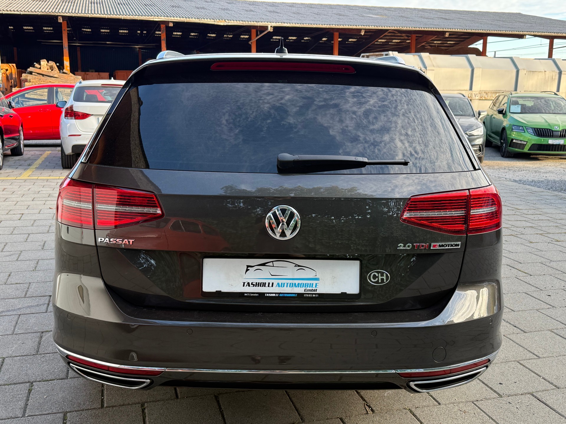 VW Passat Variant 2.0 TDI BMT High. DSG 4Motion-image-4