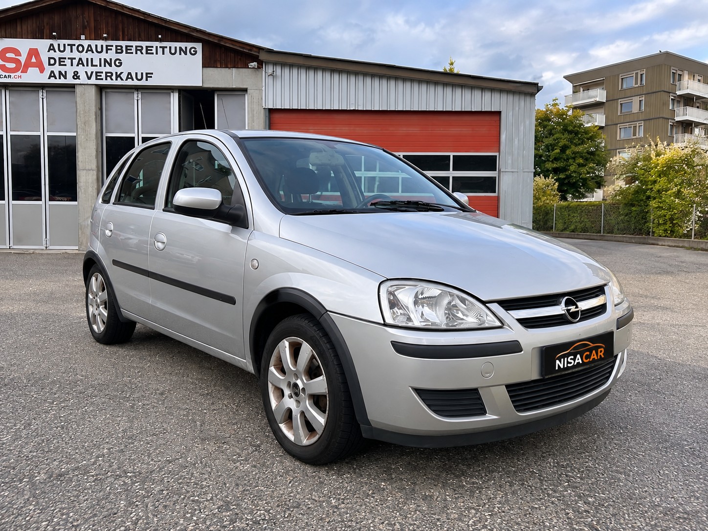 Car photo
