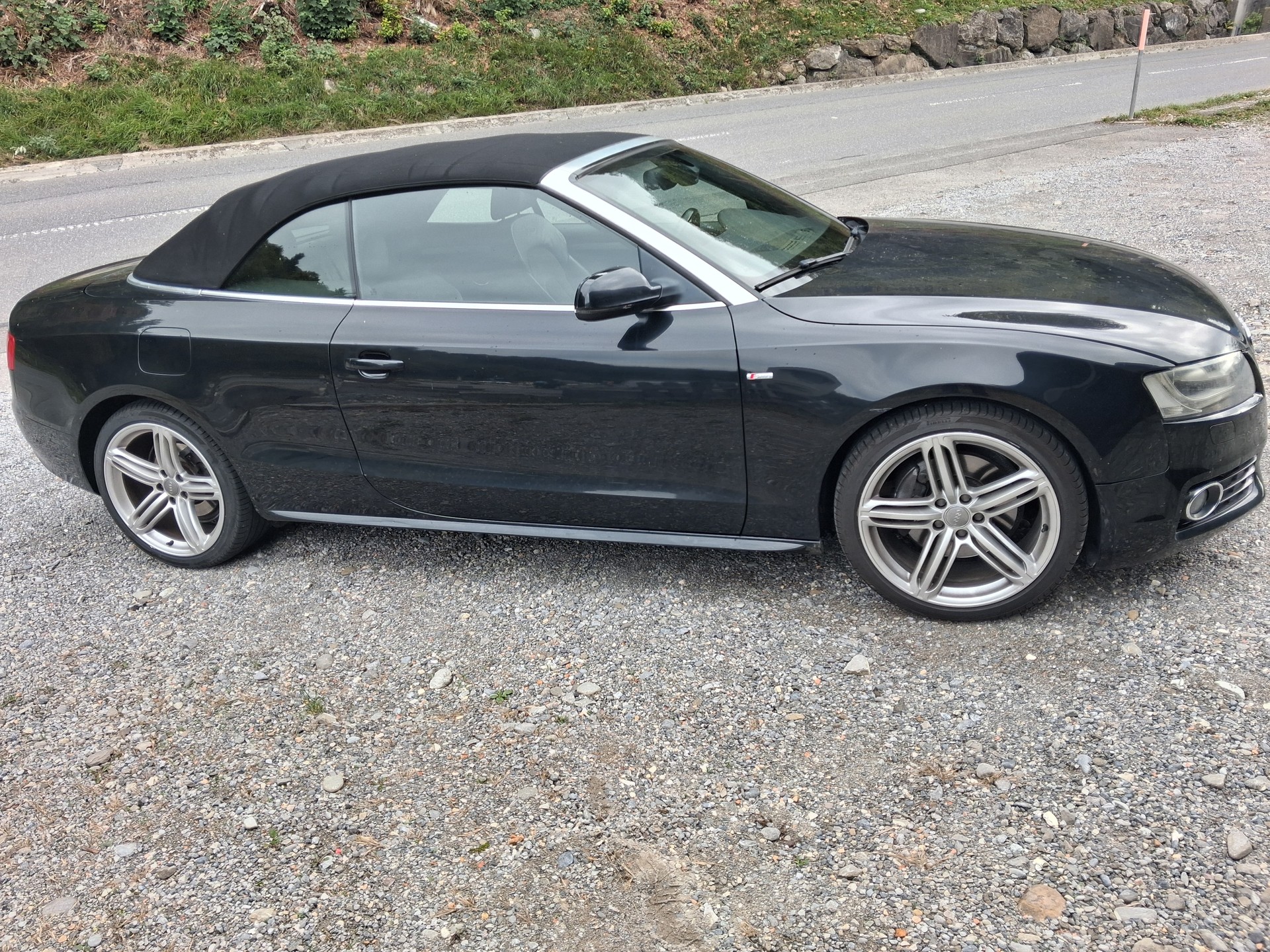 AUDI A5 Cabriolet 3.0 TDI quattro S-tronic-image-2