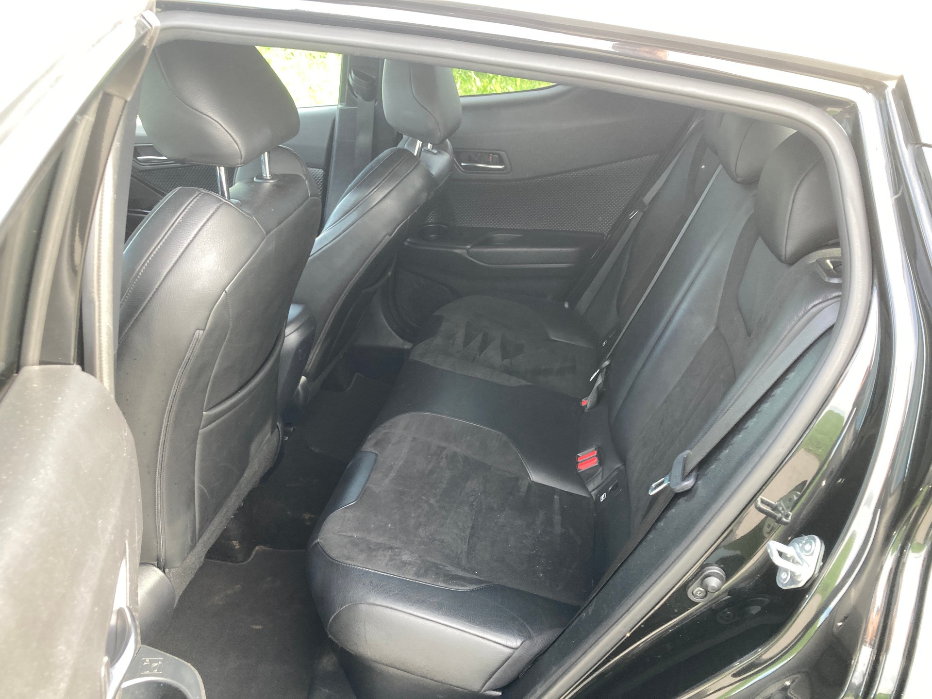 TOYOTA C-HR 2.0 HSD CVT Move-image-7