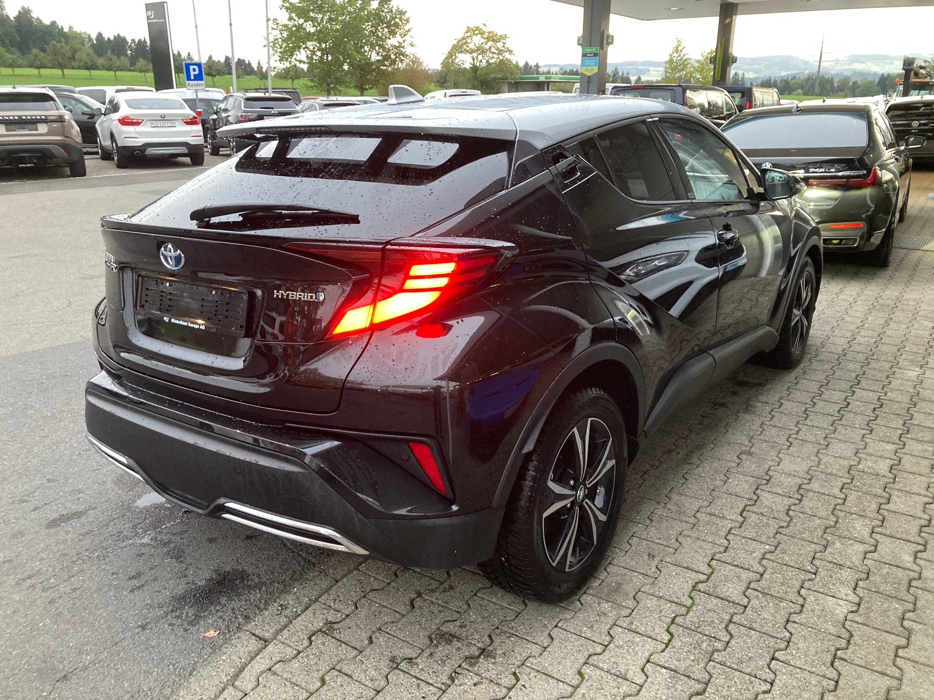 TOYOTA C-HR 2.0 HSD CVT Move-image-2