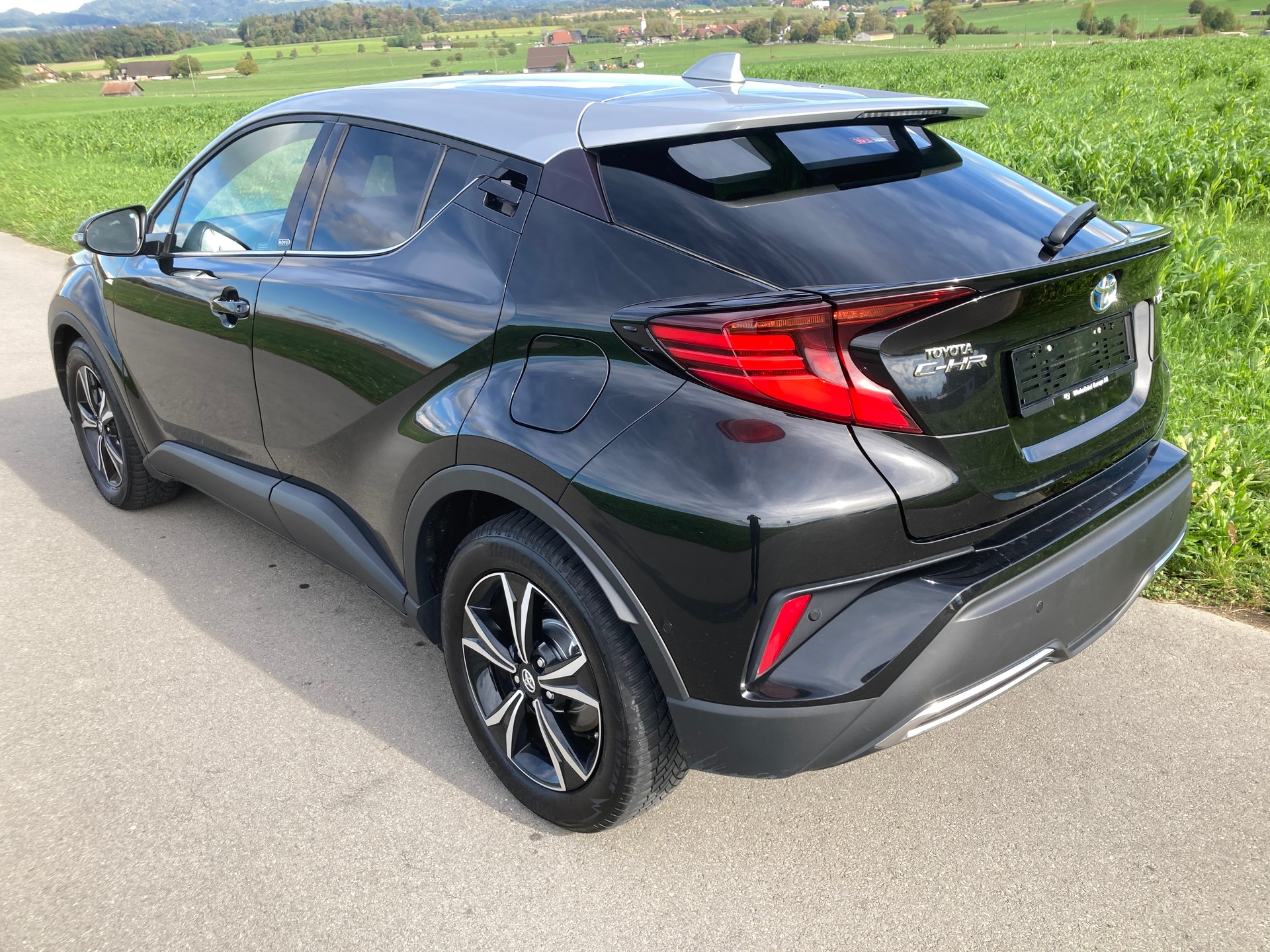 TOYOTA C-HR 2.0 HSD CVT Move-image-3