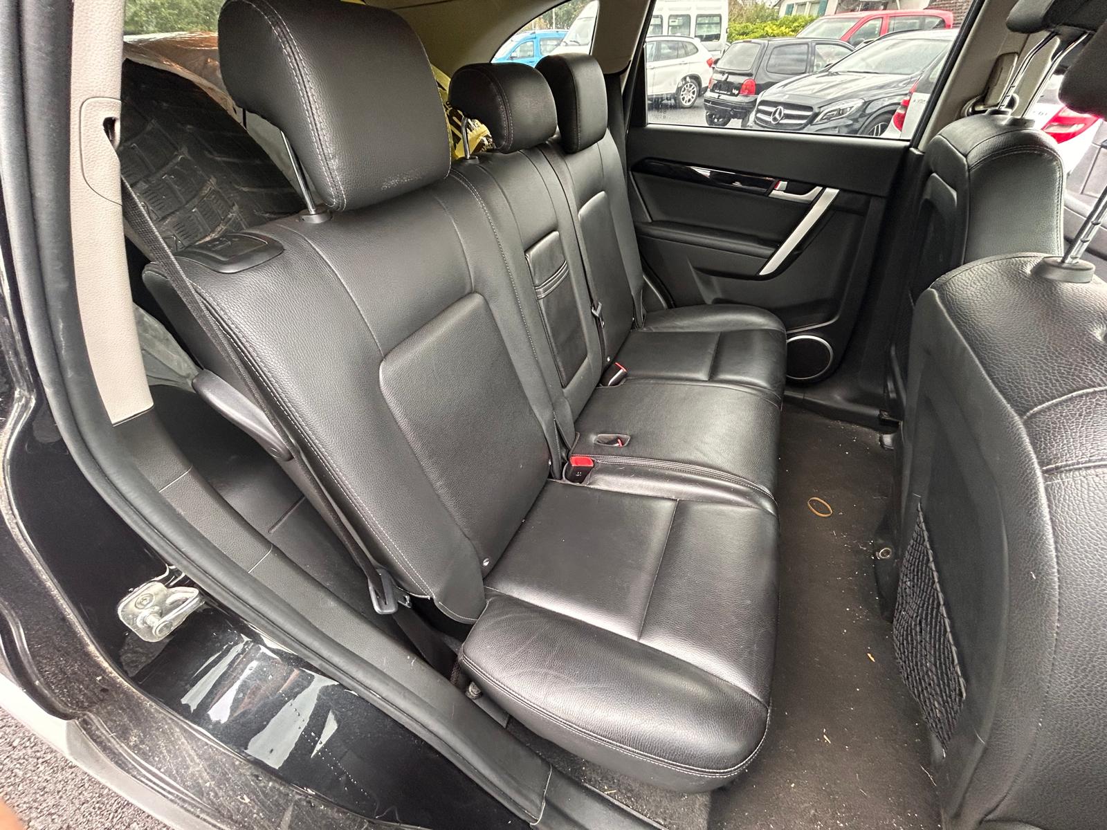 CHEVROLET Captiva 2.2 VCDi LT 4WD Automatic-image-10