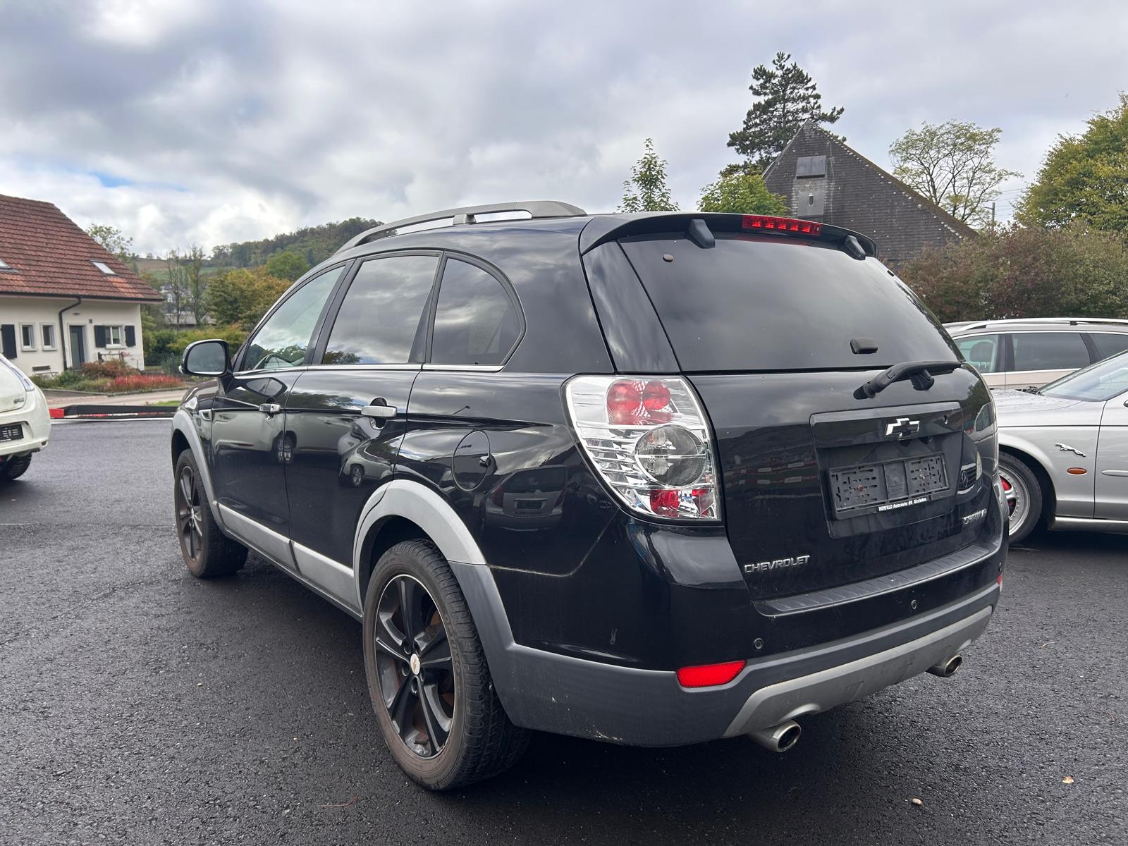 CHEVROLET Captiva 2.2 VCDi LT 4WD Automatic-image-2
