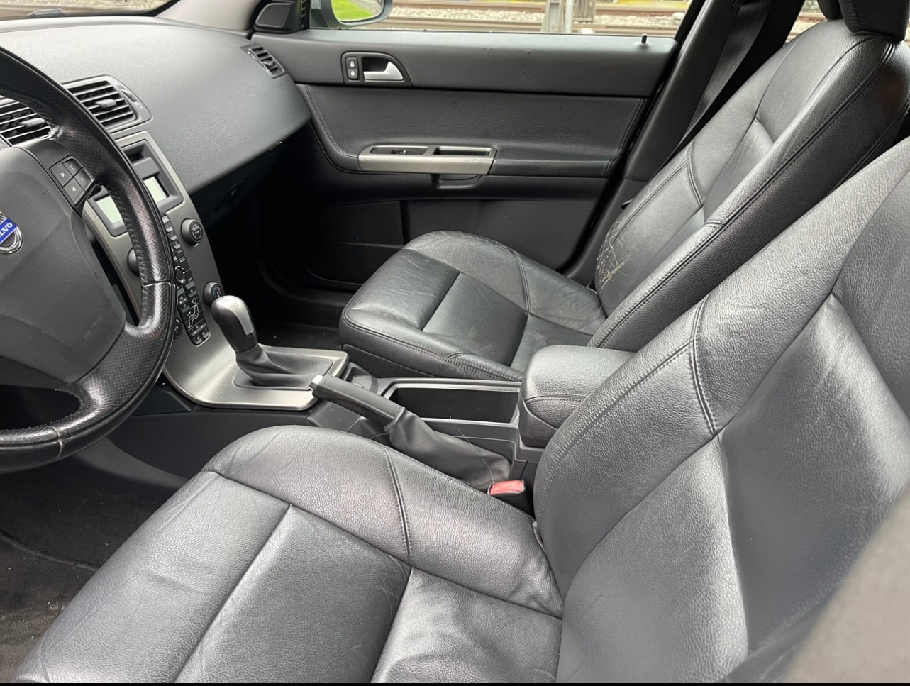 VOLVO V50 T5 AWD Kinetic-image-8