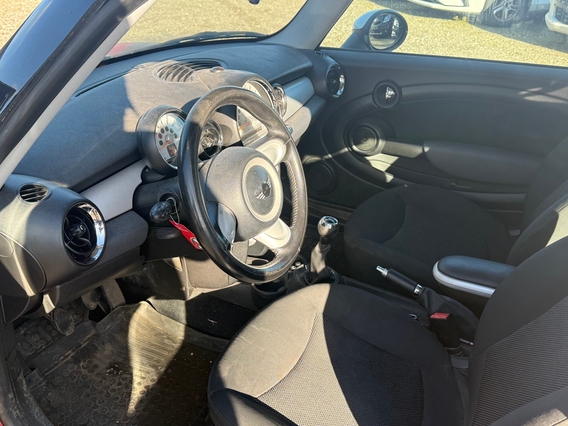 MINI Cooper-image-7