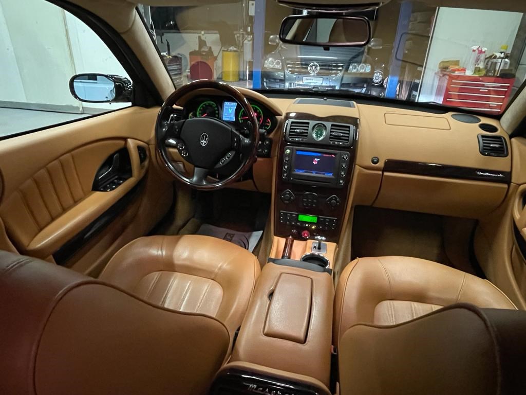 MASERATI Quattroporte 4.2 V8 Executive GT DuoSelect-image-11