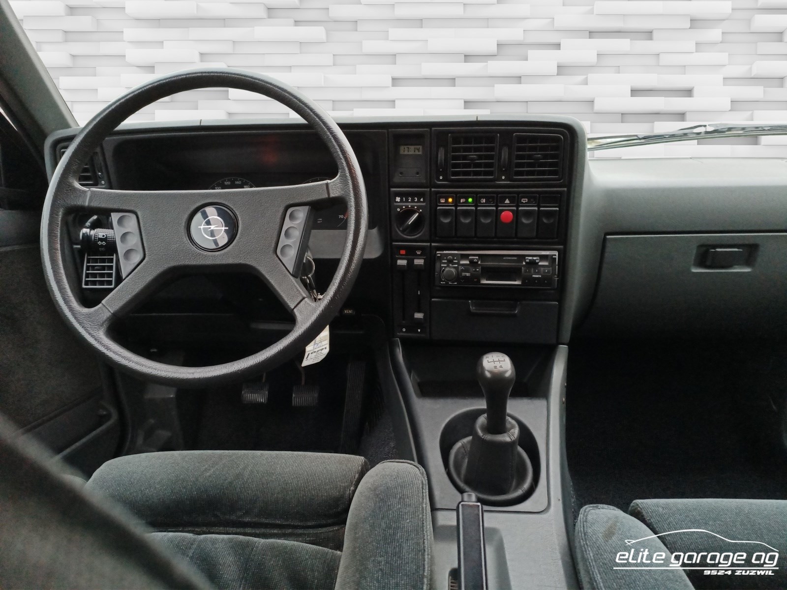 OPEL Monza 3.0 NE GS/E-image-10