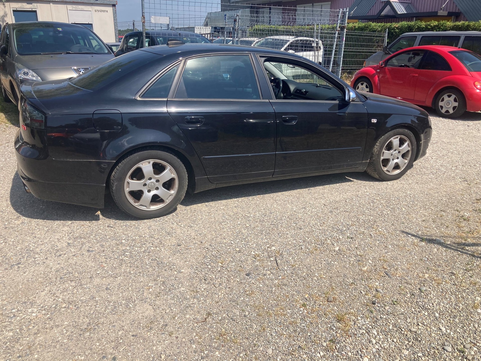 AUDI A4 2.0 TDI-image-2