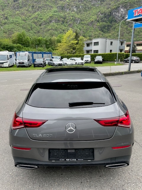 MERCEDES-BENZ CLA Shooting Brake 200 AMG Line 7G-DCT-image-4