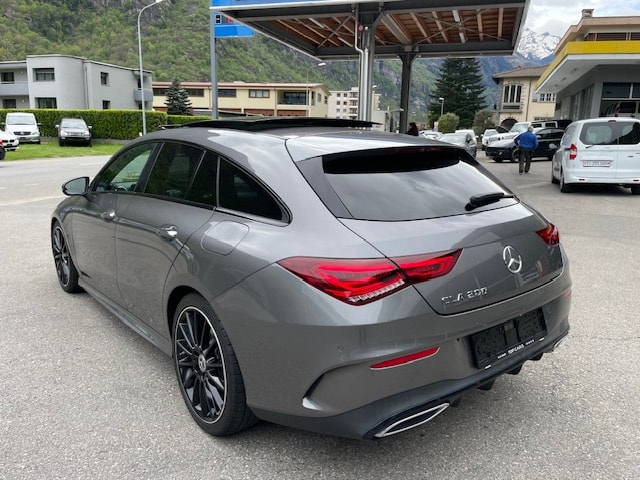 MERCEDES-BENZ CLA Shooting Brake 200 AMG Line 7G-DCT-image-6