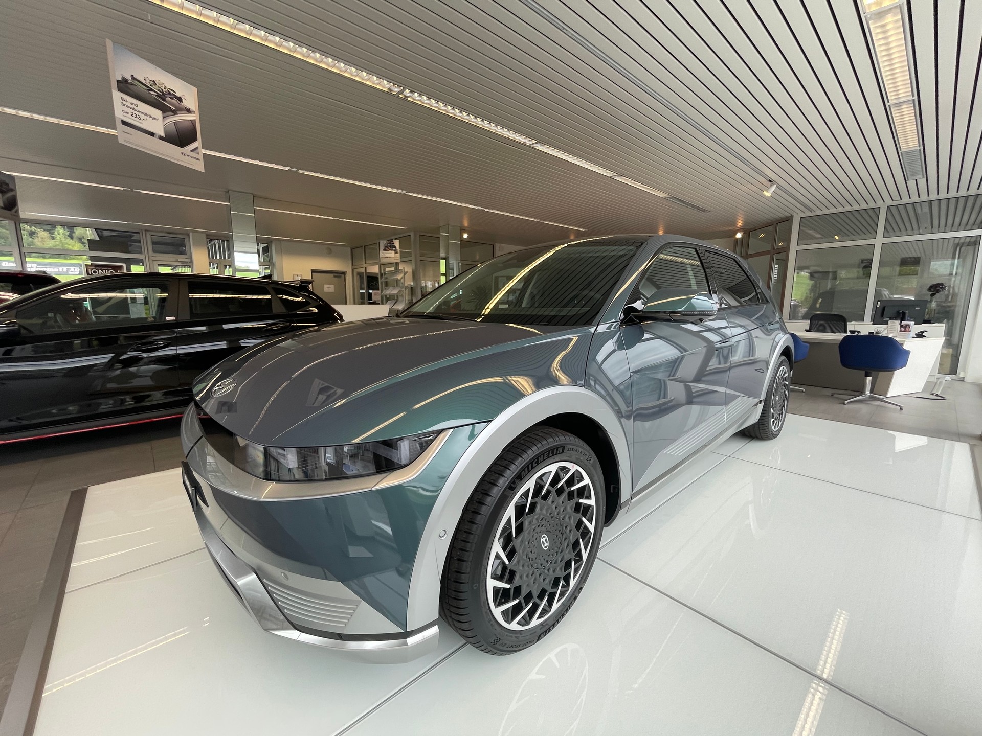 HYUNDAI Ioniq 5 77kWh Vertex 4WD-image-1