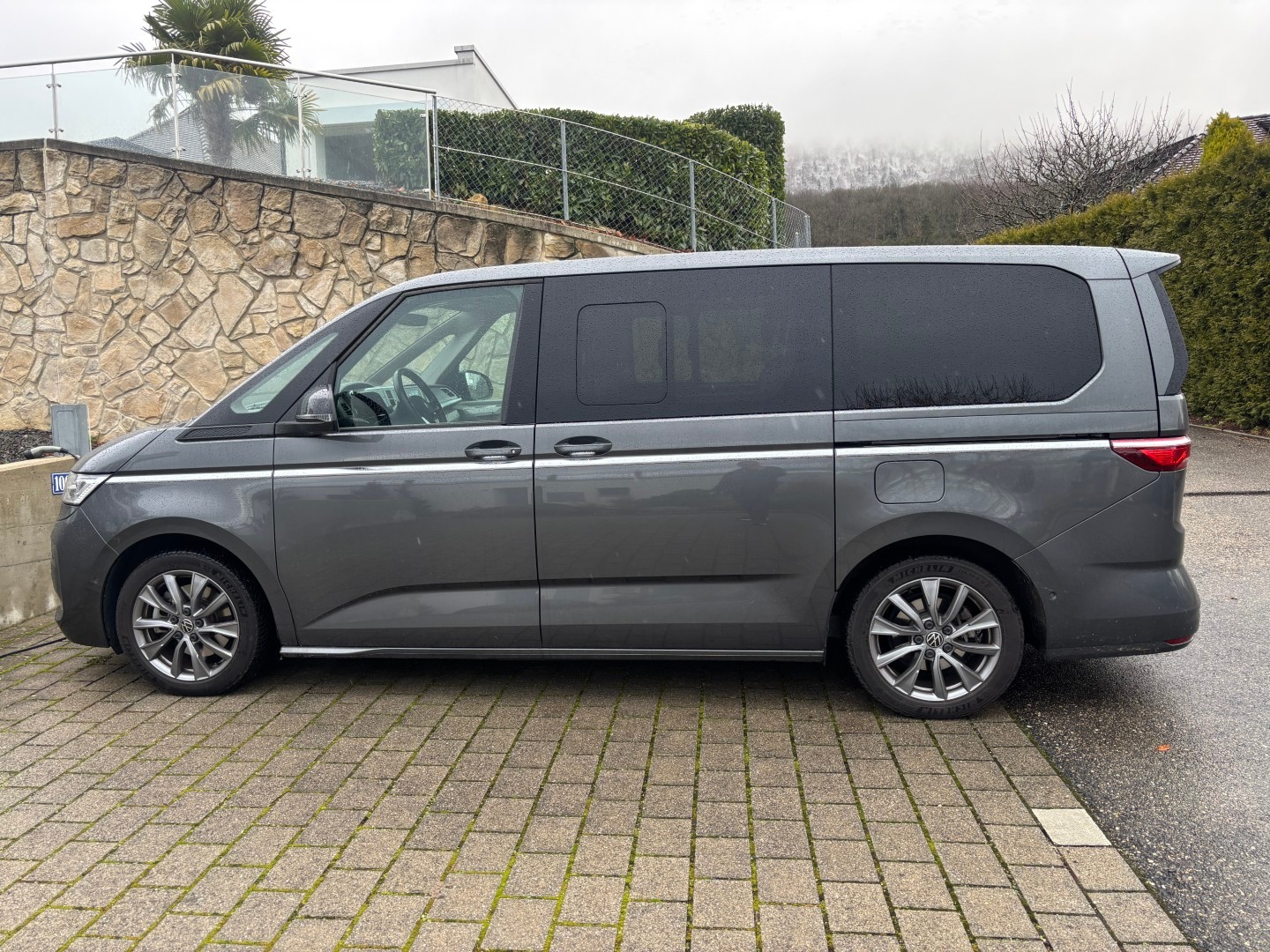 VW MULTIVAN Multivan 1.4 eHybrid Style Liberty DSG Lang-image-1