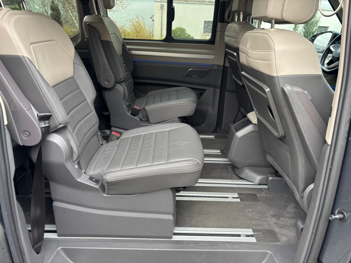 VW MULTIVAN Multivan 1.4 eHybrid Style Liberty DSG Lang-image-9