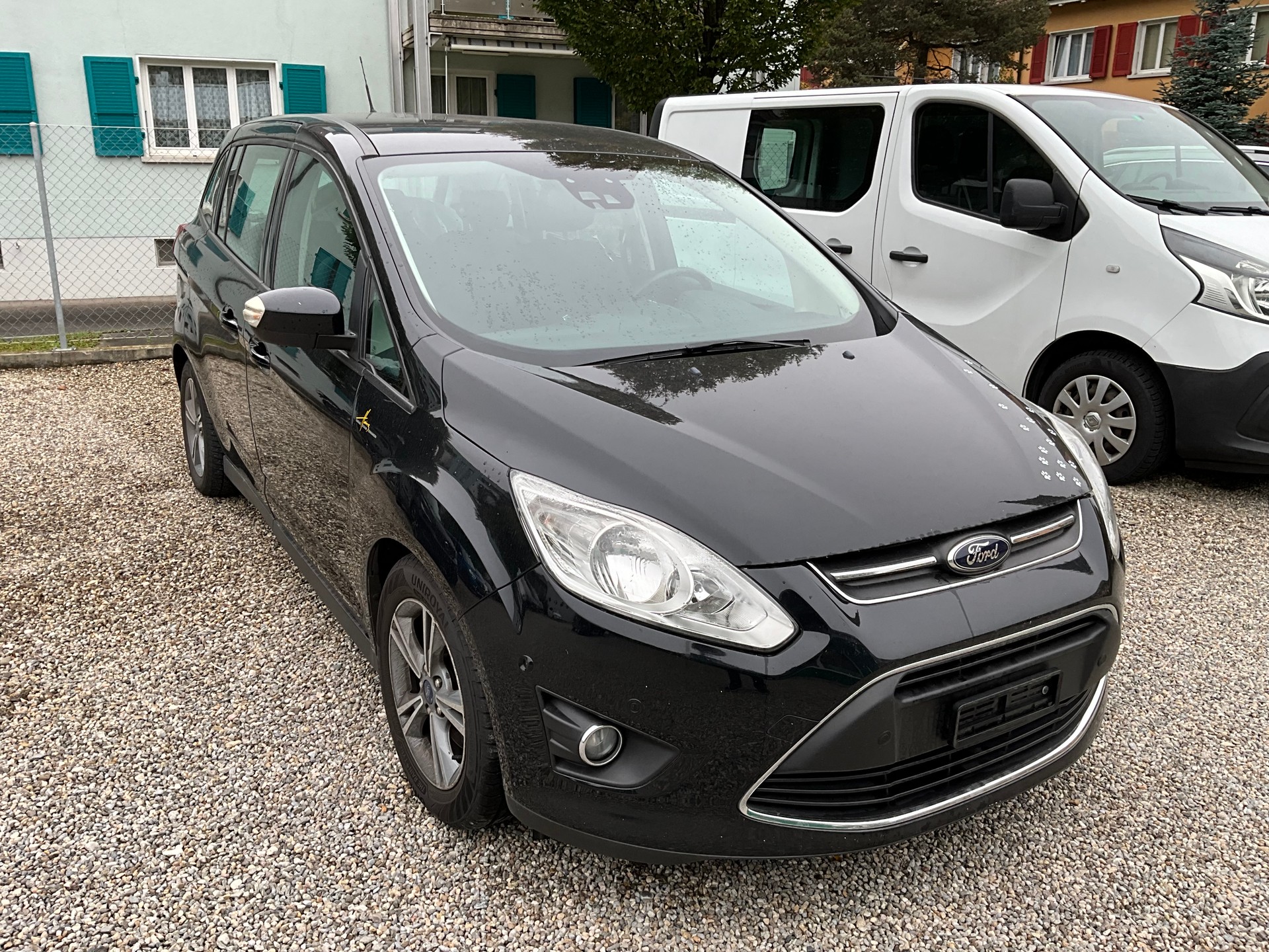 FORD Grand C-Max 1.6 SCTi Family-Edition-image-1