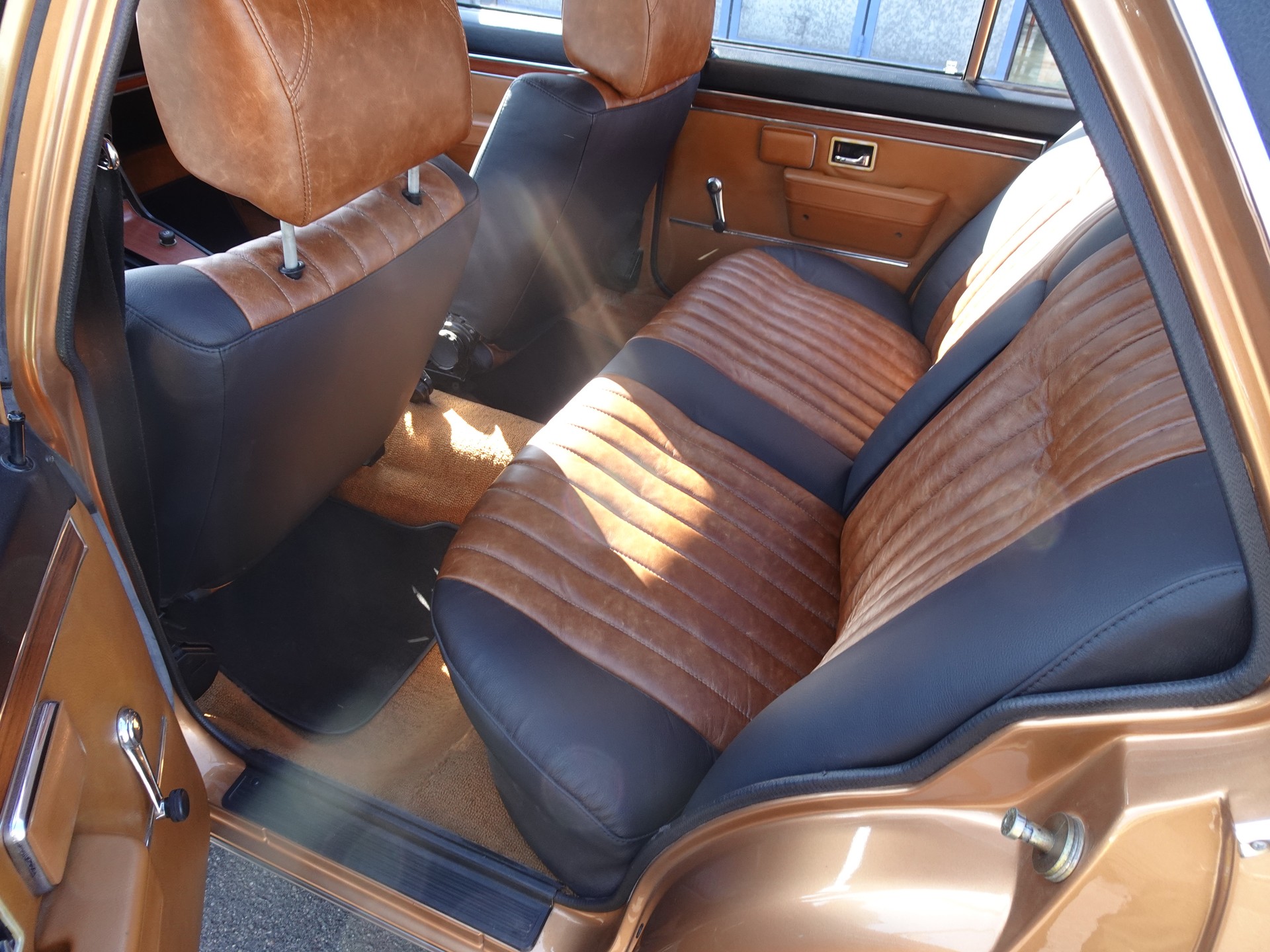 OPEL Commodore-image-7