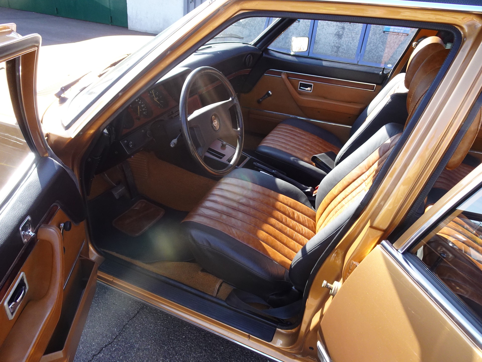 OPEL Commodore-image-6