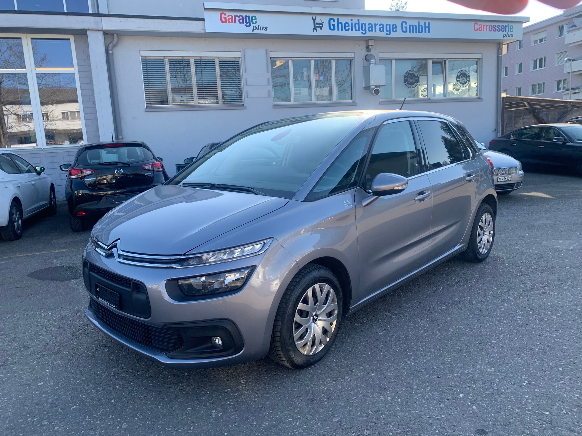 CITROEN C4 Picasso 1.2 Pure Tech Shine SWISS FAMILY EDITION