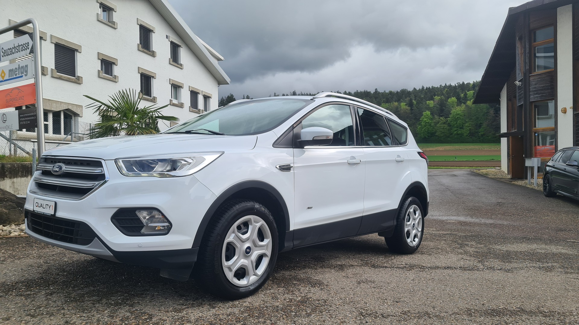 FORD Kuga 1.5 SCTi Business 4WD Automatic-image-0