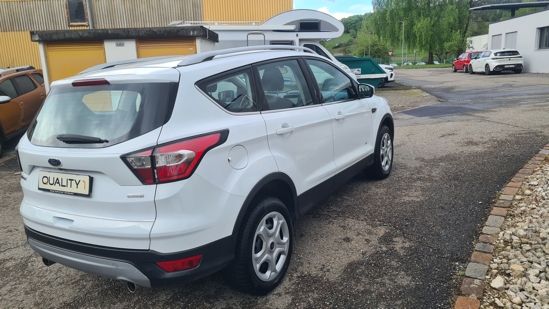 FORD Kuga 1.5 SCTi Business 4WD Automatic-image-11