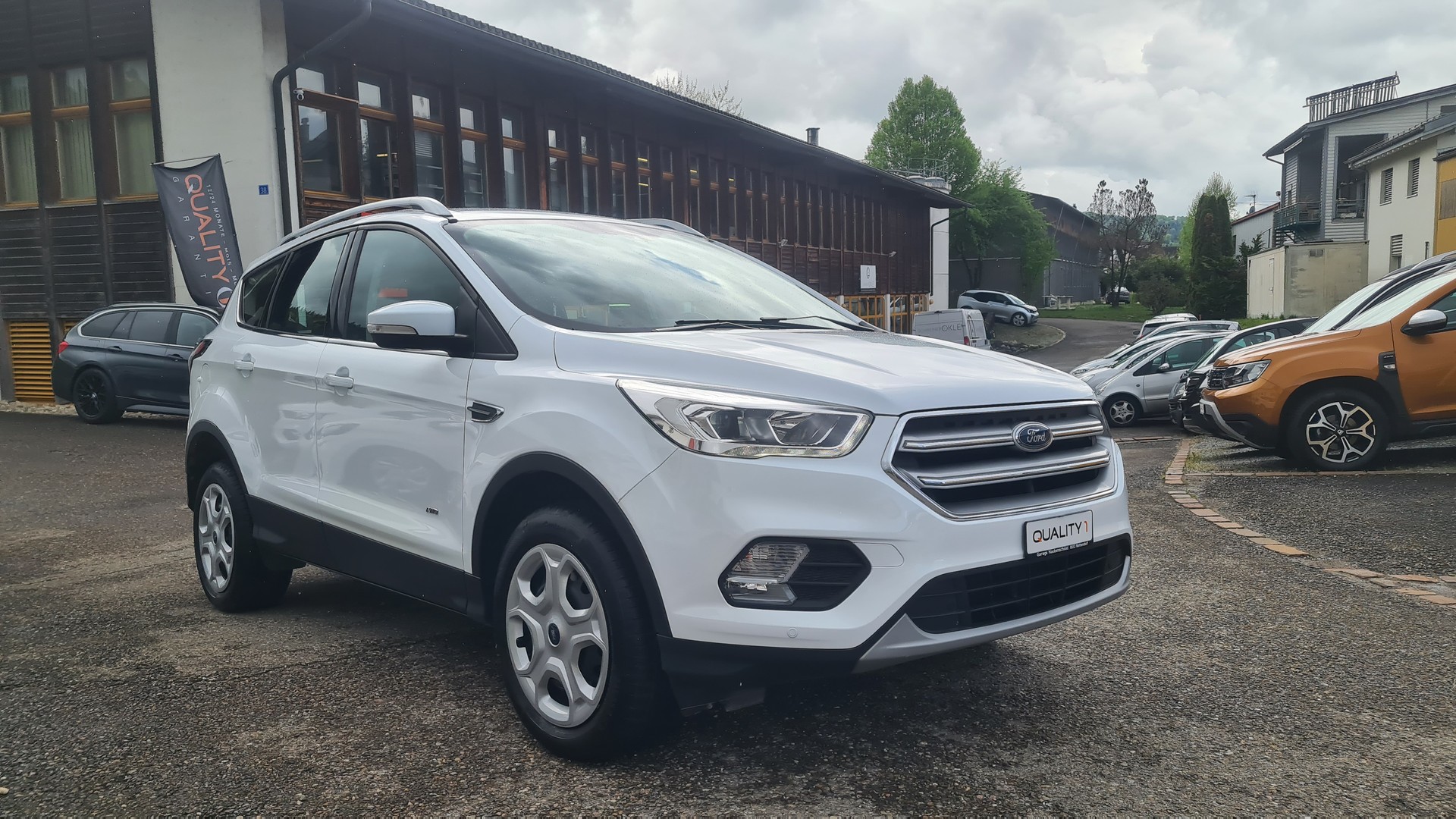 FORD Kuga 1.5 SCTi Business 4WD Automatic-image-16
