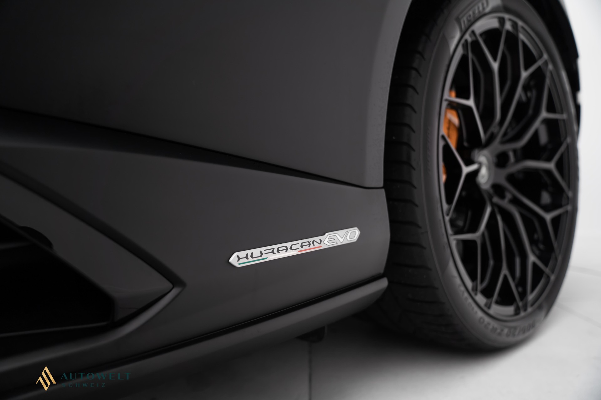LAMBORGHINI Huracan EVO Coupé DCT-image-19