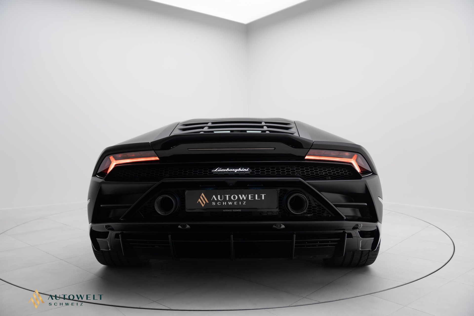 LAMBORGHINI Huracan EVO Coupé DCT-image-4