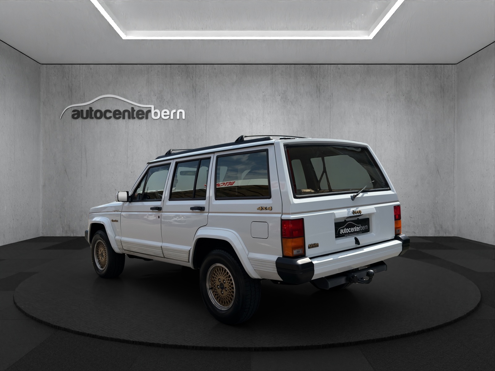 JEEP Cherokee 4.0 Country-image-4